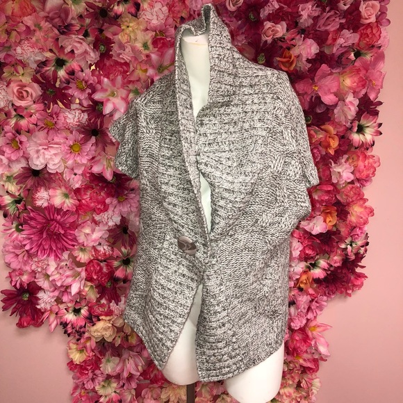 Dress Barn Sweaters - Gray knitted short sleeve cover up cardigan